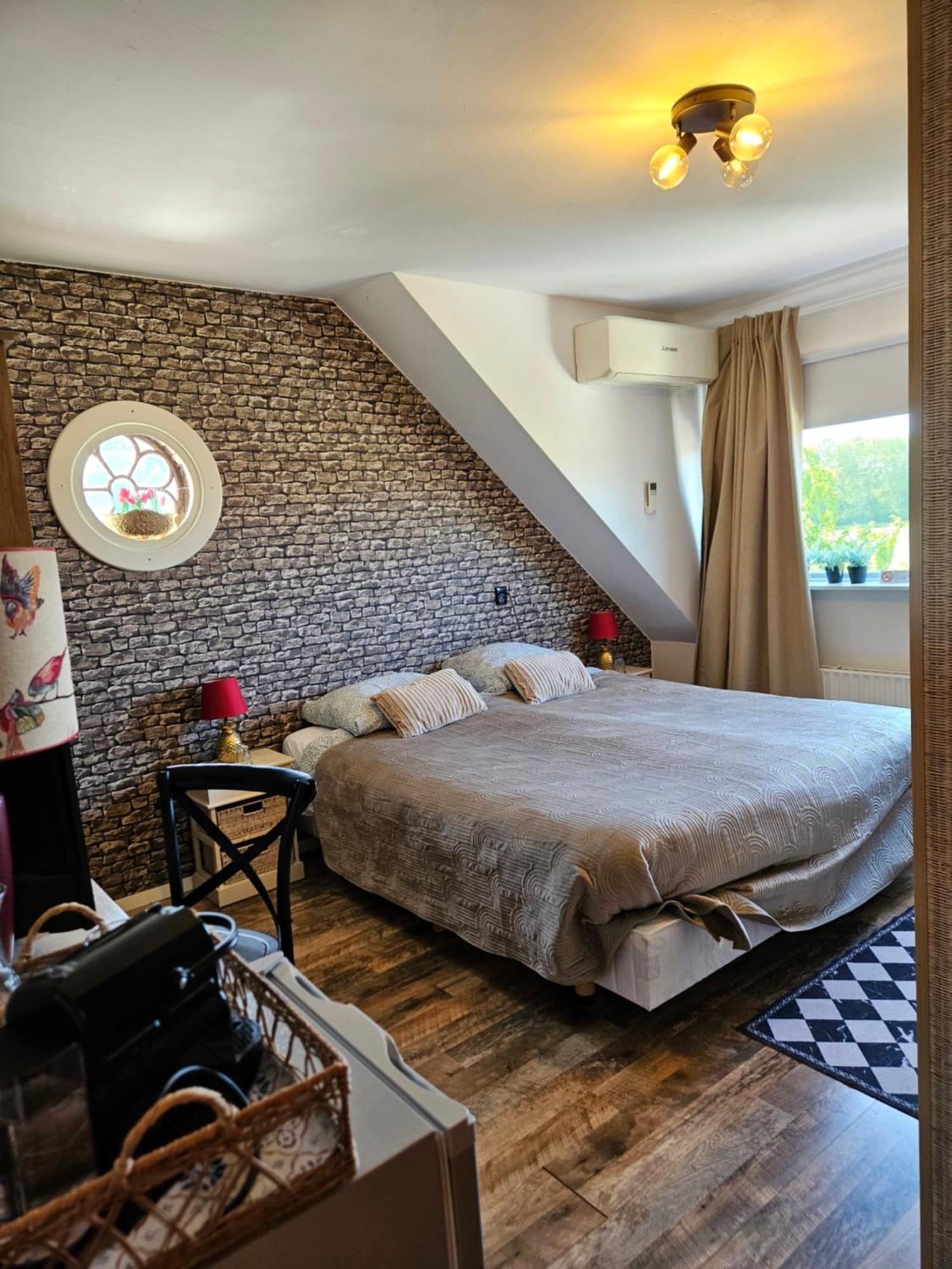 Logement Hellevoetsluis Esterno foto