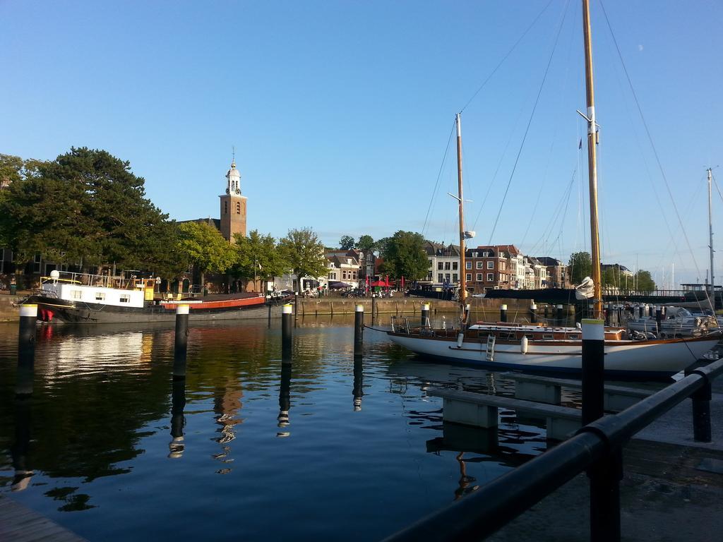Logement Hellevoetsluis Esterno foto